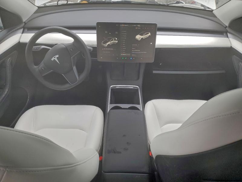 Photo 8 from auction – 2025 TESLA MODEL Y with VIN 7SAYGDEE9SF236020