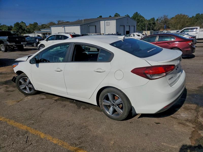 Photo 2 from auction – 2018 KIA FORTE LX with VIN 3KPFL4A74JE263797