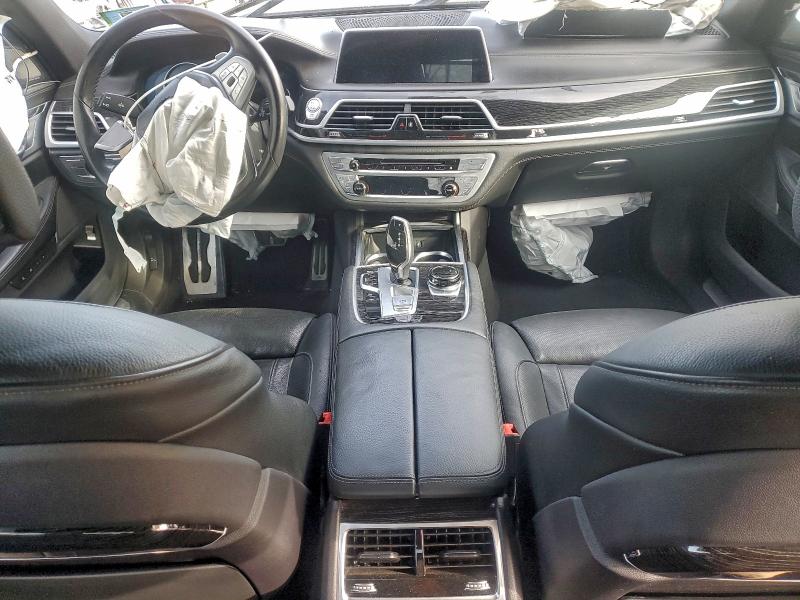 Photo 8 from auction – 2019 BMW 740 XI with VIN WBA7E4C59KGV70021