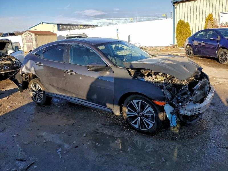 Photo 4 from auction – 2016 HONDA CIVIC EX with VIN 19XFC1F3XGE220563