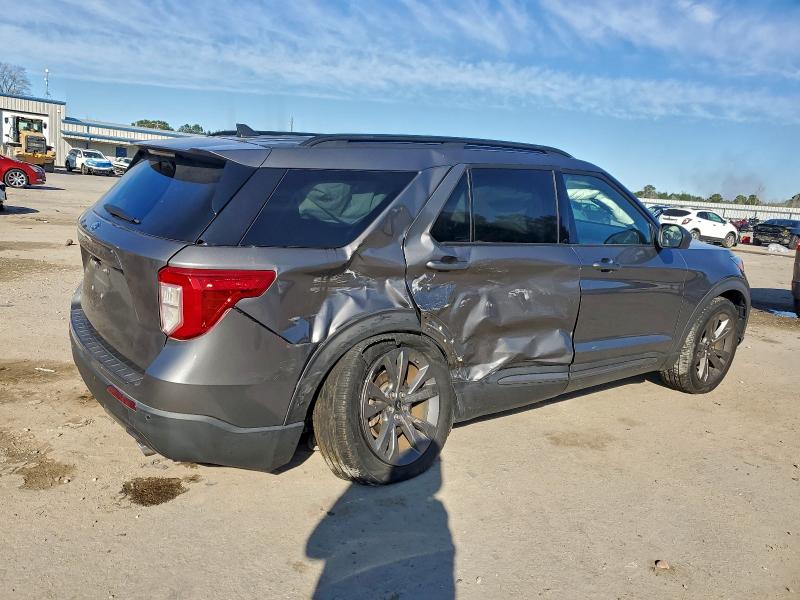 Zdjęcie 3 z aukcji – 2021 FORD EXPLORER X z VIN 1FMSK7DH9MGA01622