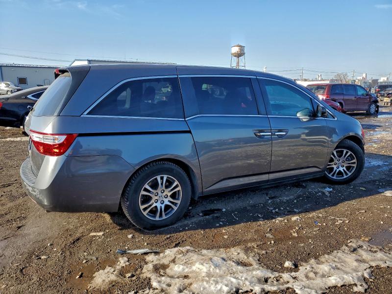 Photo 3 from auction – 2012 HONDA ODYSSEY with VIN 5FNRL5H44CB141937