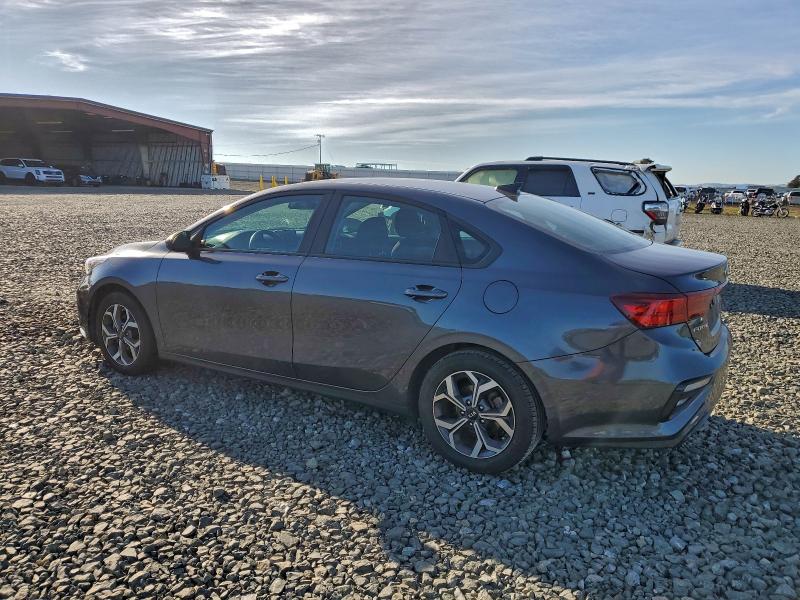 Photo 2 from auction – 2021 KIA FORTE FE with VIN 3KPF24AD6ME272837