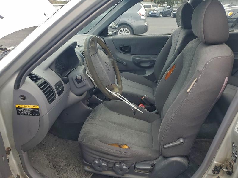 Photo 7 from auction – 2004 HYUNDAI ACCENT GL with VIN KMHCG45C34U508959