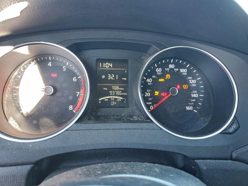 Photo 9 from auction – 2016 VOLKSWAGEN JETTA SE with VIN 3VWB67AJ1GM375262