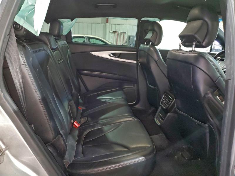 Photo 11 from auction – 2016 LINCOLN MKX PREMIE with VIN 2LMTJ8JR0GBL39355