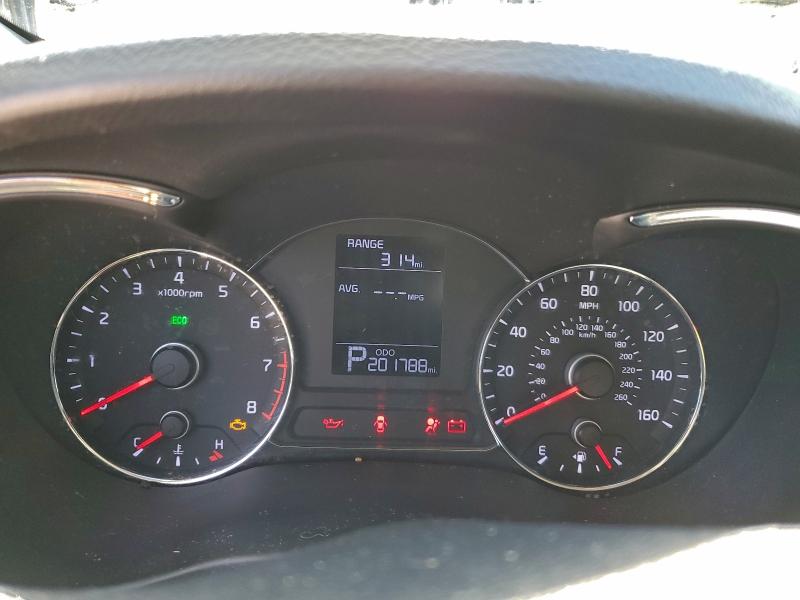 Photo 9 from auction – 2016 KIA FORTE LX with VIN KNAFK4A67G5607179