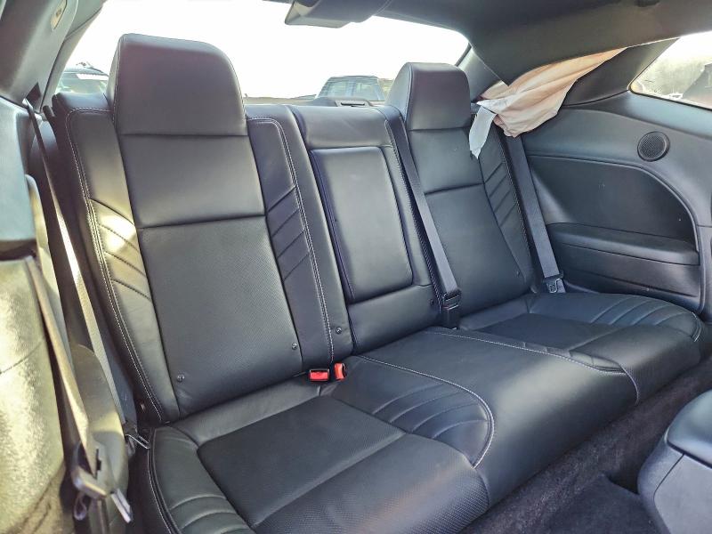Photo 10 from auction – 2016 DODGE CHALLENGER with VIN 2C3CDZC93GH311660