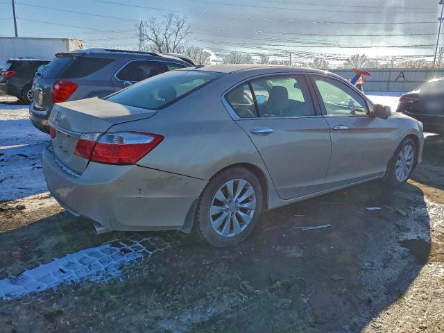 Photo 3 from auction – 2014 HONDA ACCORD EXL with VIN 1HGCR2F82EA022452