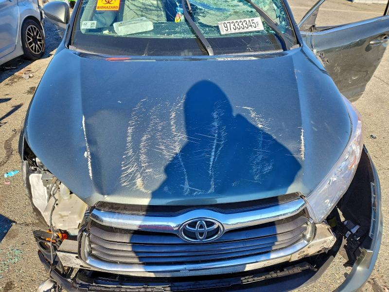 Photo 12 from auction – 2015 TOYOTA HIGHLANDER with VIN 5TDJKRFH2FS128438