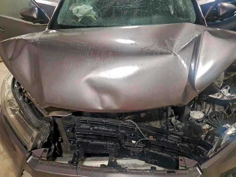 Photo 12 from auction – 2017 TOYOTA HIGHLANDER with VIN 5TDYZRFH6HS229897