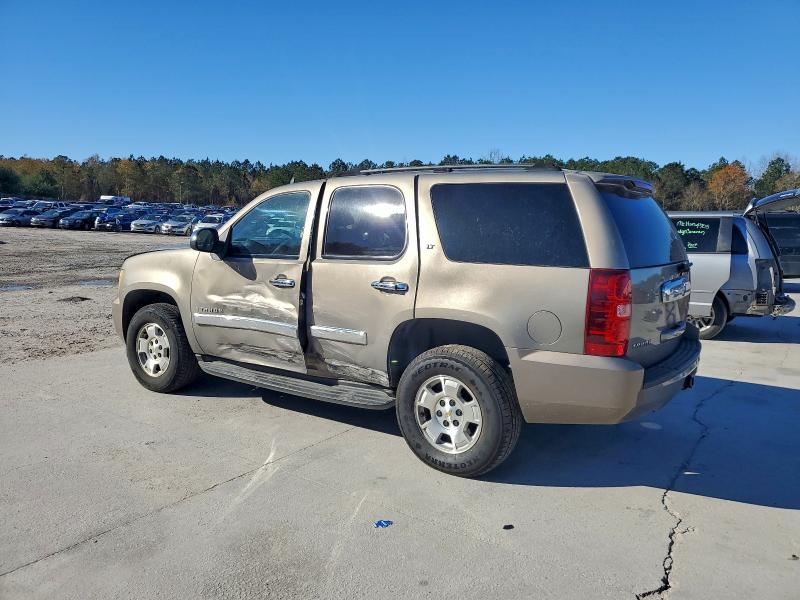 Photo 2 from auction – 2007 CHEVROLET TAHOE K150 with VIN 1GNFK13097J272399