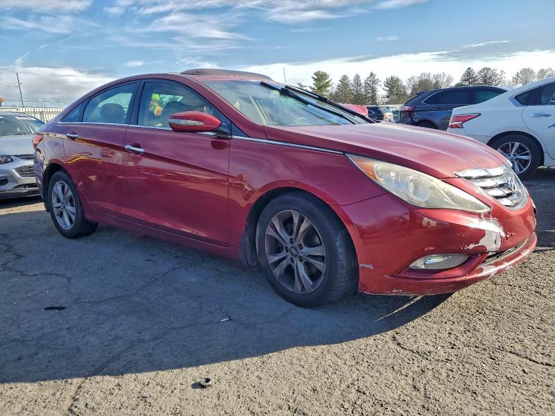 Photo 4 from auction – 2011 HYUNDAI SONATA SE with VIN 5NPEC4AC6BH306767