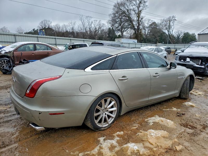 Photo 3 from auction – 2011 JAGUAR XJ with VIN SAJWA1CB4BLV12079
