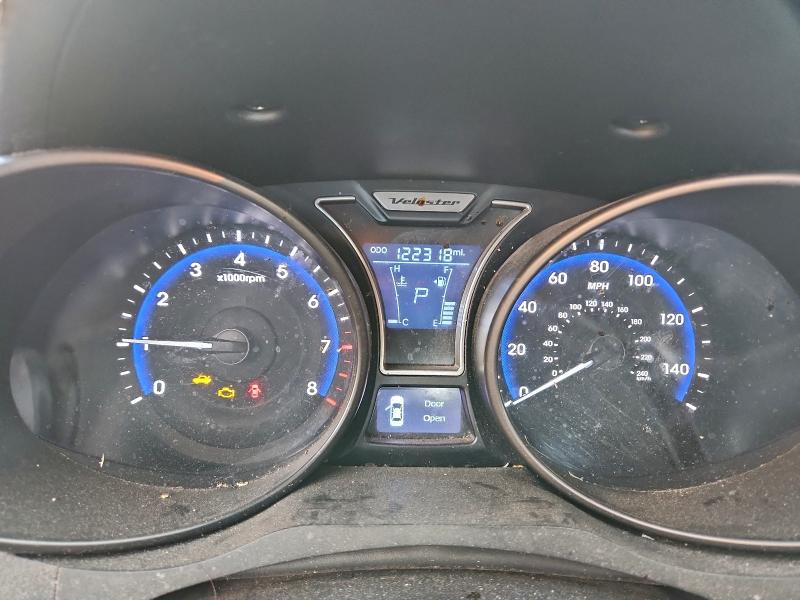 Photo 9 from auction – 2015 HYUNDAI VELOSTER T with VIN KMHTC6AE8FU233932