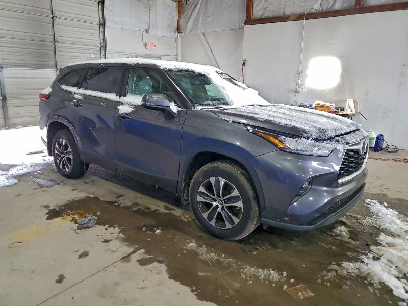 Photo 4 from auction – 2020 TOYOTA HIGHLANDER with VIN 5TDGZRBH9LS520646