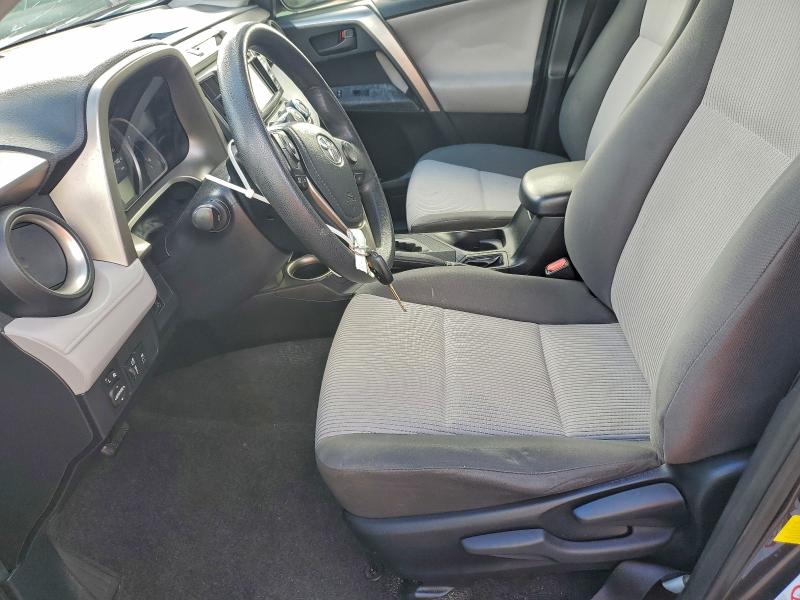 Photo 7 from auction – 2015 TOYOTA RAV4 LE with VIN JTMZFREV0FJ053282