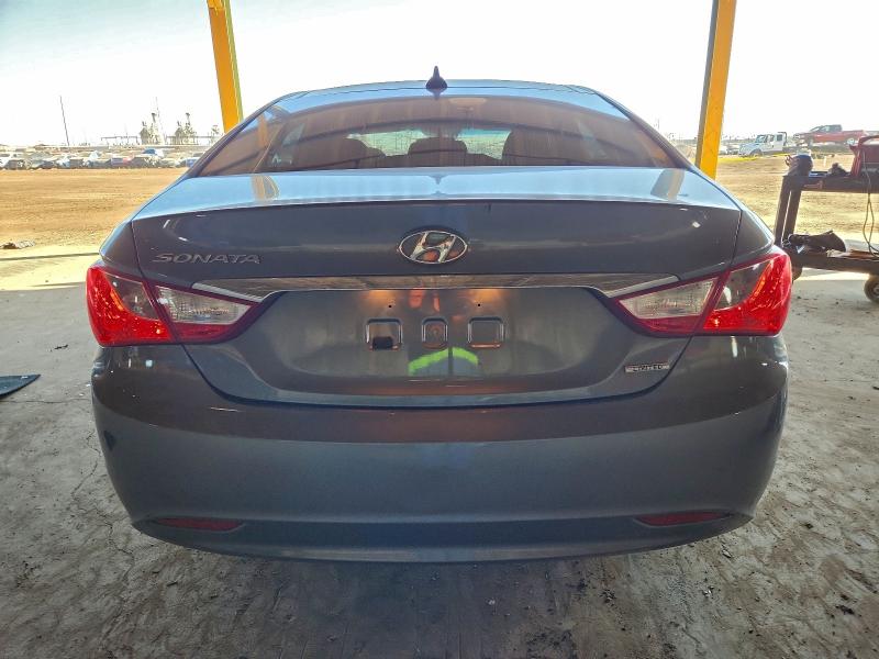 Photo 6 from auction – 2012 HYUNDAI SONATA with VIN 5NPEC4AC7CH312479