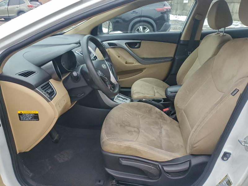Photo 7 from auction – 2012 HYUNDAI ELANTRA GL with VIN 5NPDH4AE1CH066110