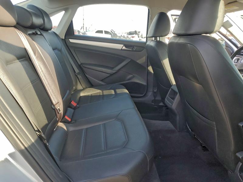 Photo 10 from auction – 2012 VOLKSWAGEN PASSAT SE with VIN 1VWBP7A35CC036319