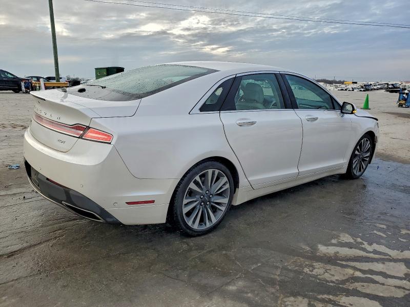 Photo 3 from auction – 2019 LINCOLN MKZ RESERV with VIN 3LN6L5E96KR619383