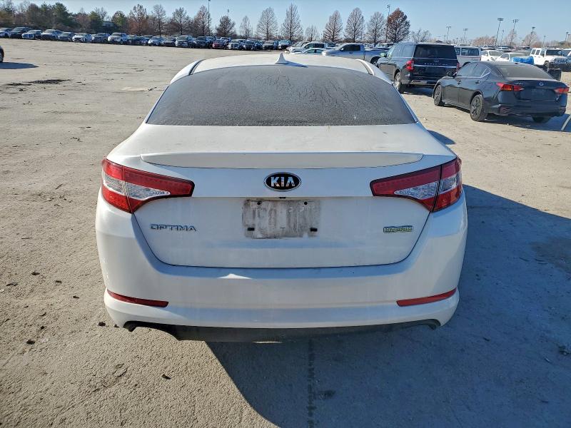 Photo 6 from auction – 2013 KIA OPTIMA HYB with VIN KNAGM4AD4D5061952