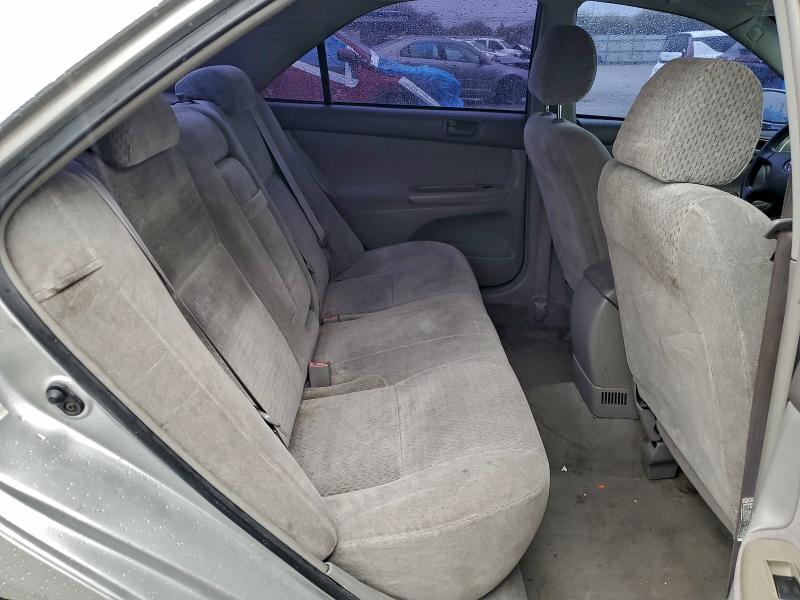 Photo 10 from auction – 2002 TOYOTA CAMRY LE with VIN 4T1BE30K42U552637
