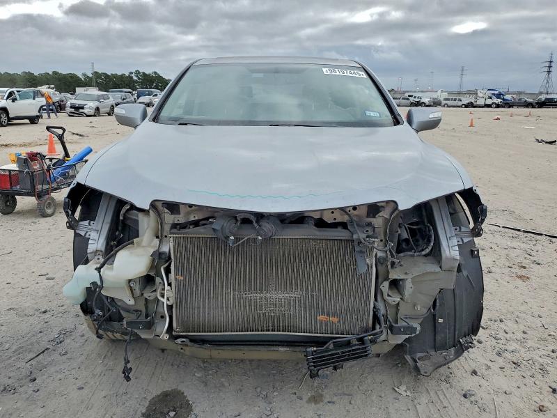 Photo 5 from auction – 2017 ACURA RDX with VIN 5J8TB4H38HL015645