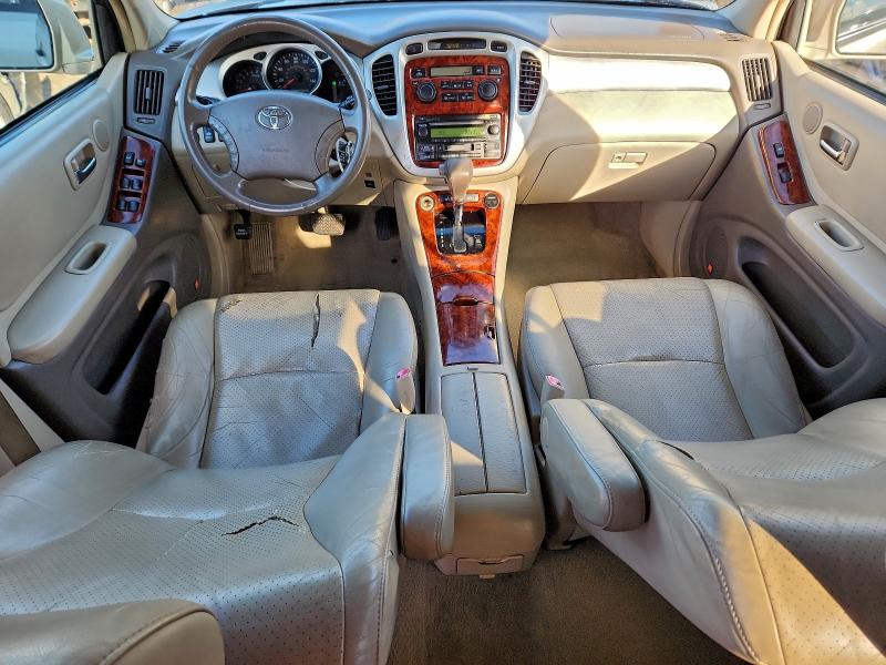 Photo 8 from auction – 2004 TOYOTA HIGHLANDER with VIN JTEDP21A840022538
