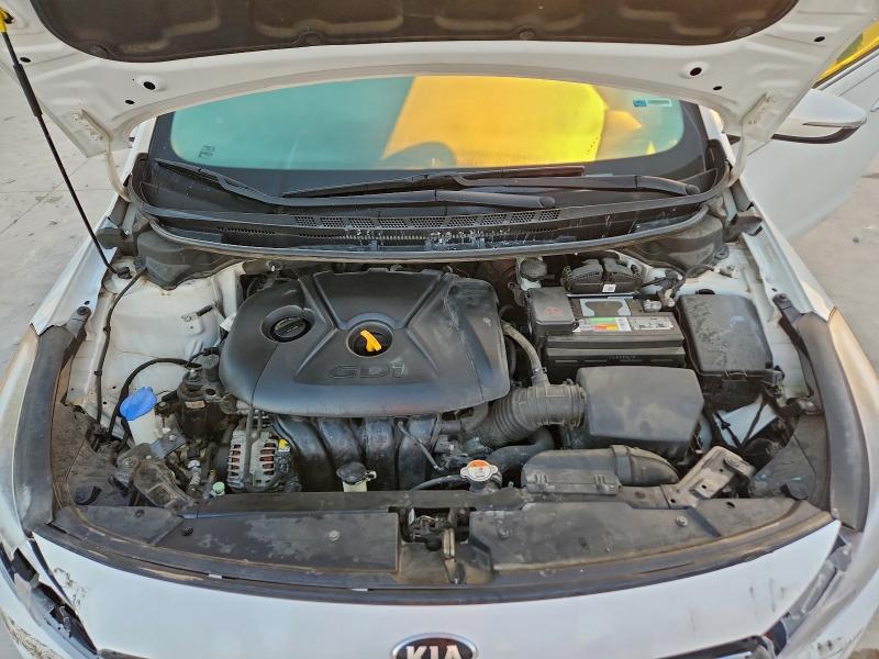 Photo 11 from auction – 2017 KIA FORTE with VIN 3KPFL4A88HE074055