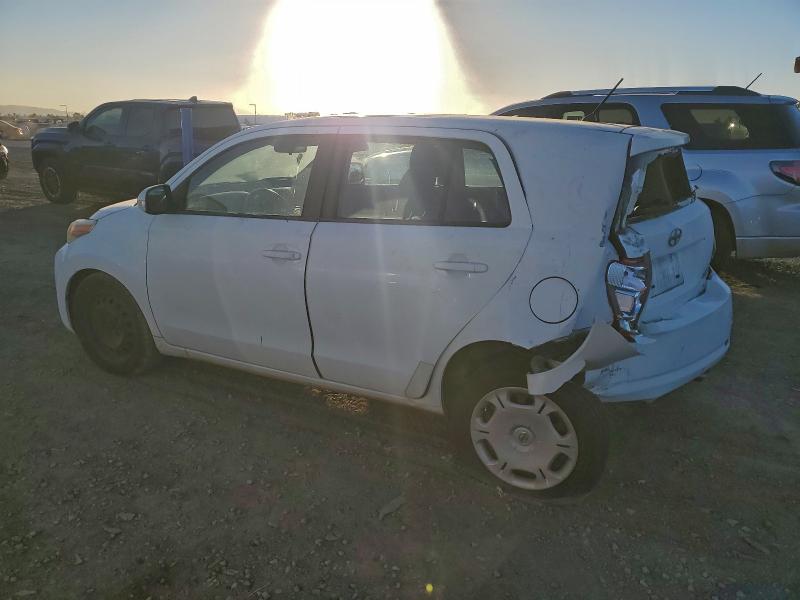 Photo 2 from auction – 2009 TOYOTA SCION XD with VIN JTKKU104X9J045176