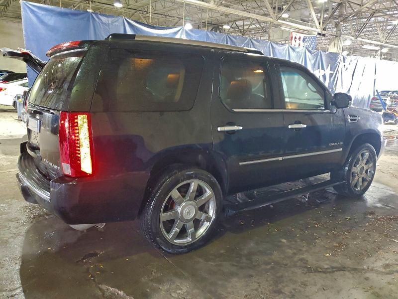 Photo 3 from auction – 2010 CADILLAC ESCALADE P with VIN 1GYUKCEF2AR254309