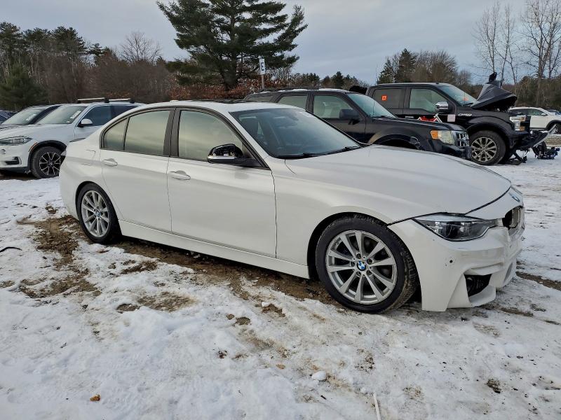 Photo 4 from auction – 2017 BMW 320 XI with VIN WBA8A3C33HK693067
