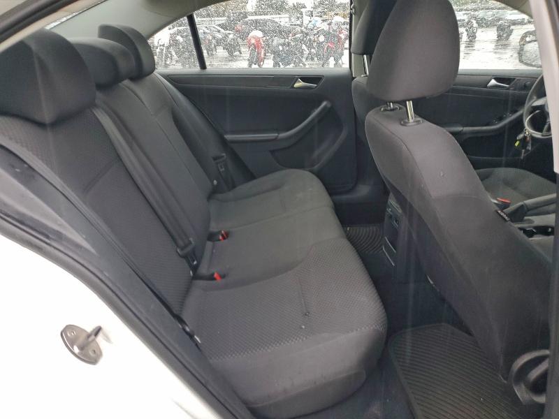 Photo 10 from auction – 2013 VOLKSWAGEN JETTA BASE with VIN 3VW2K7AJ7DM295973