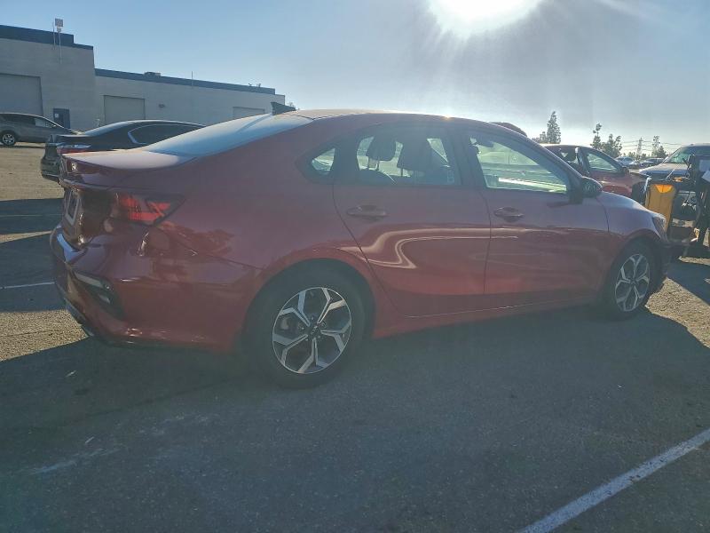 Photo 3 from auction – 2021 KIA FORTE FE with VIN 3KPF24AD9ME342475