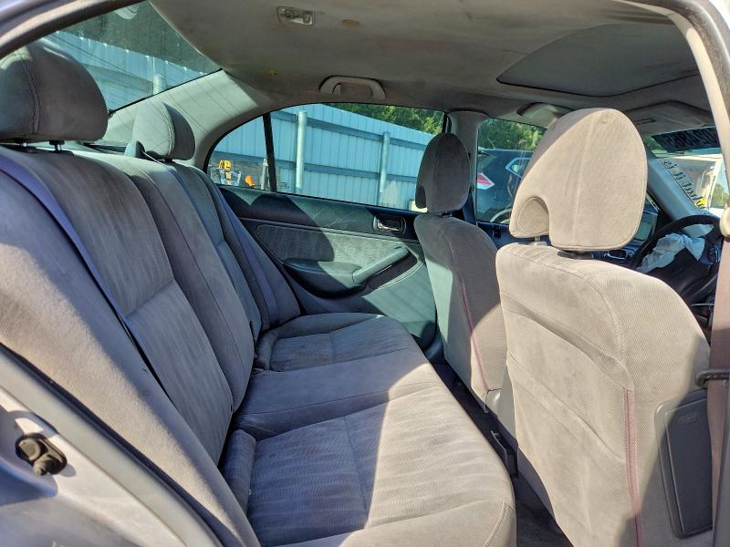 Photo 10 from auction – 2004 HONDA CIVIC EX with VIN 2HGES268X4H573712