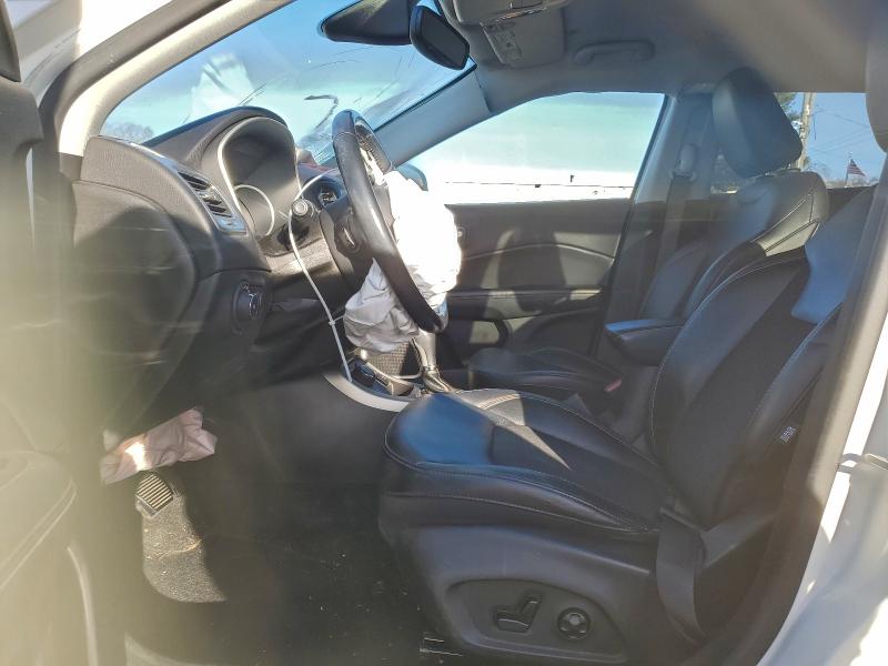 صورة رقم 7 من المزاد - 2019 JEEP COMPASS LA مع VIN 3C4NJDBB6KT827967