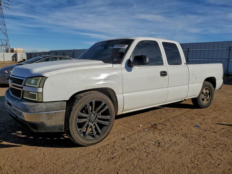 CHEVROLET SILVERADO 2006 with VIN 1GCEC19V26Z291073 - Photo from auction