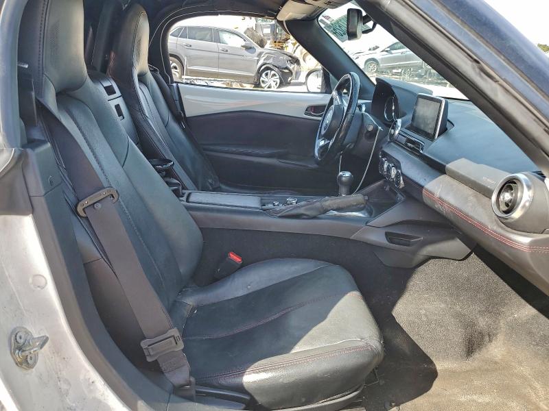Photo 10 from auction – 2016 MAZDA MX-5 MIATA with VIN JM1NDAD72G0101719