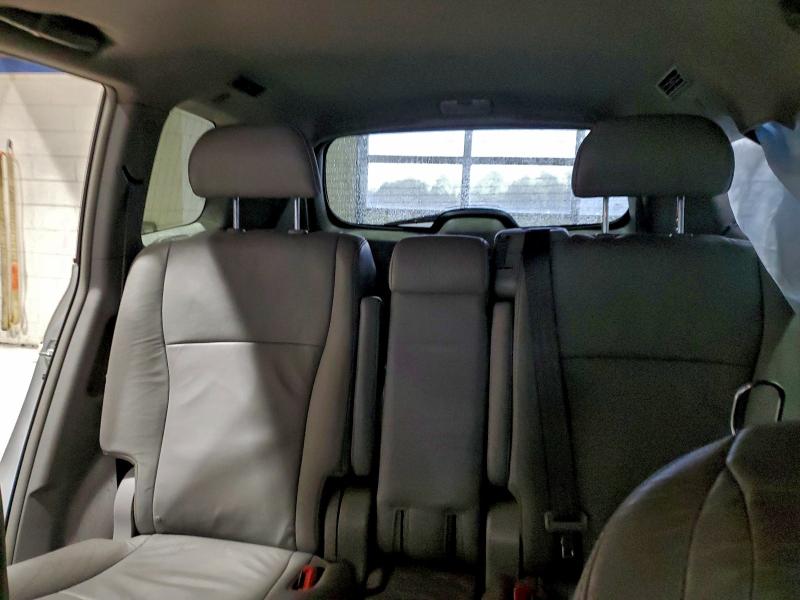 Photo 10 from auction – 2011 TOYOTA HIGHLANDER with VIN 5TDBK3EH8BS071451