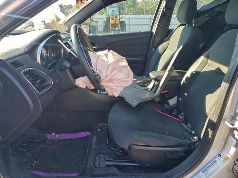 Photo 7 from auction – 2012 CHRYSLER 200 LX with VIN 1C3CCBAB9CN130127