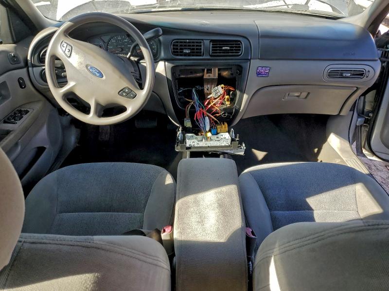 Photo 8 from auction – 2002 FORD TAURUS SES with VIN 1FAFP55252G264246