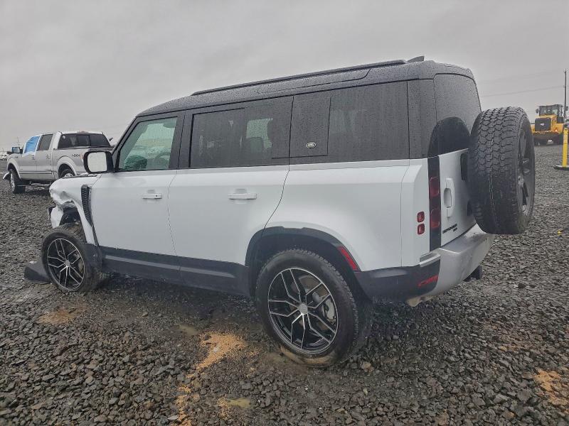 Photo 2 from auction – 2023 LAND ROVER DEFENDER 1 with VIN SALEP7EU7P2219518