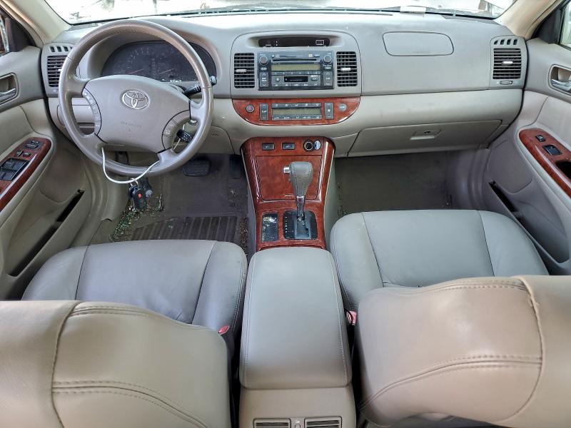 Photo 8 from auction – 2005 TOYOTA CAMRY with VIN 4T1BE32K05U596734