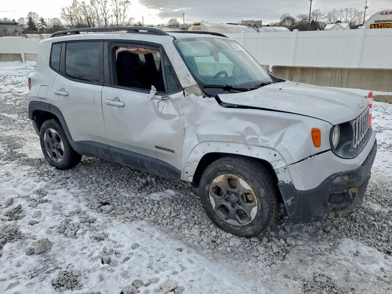 Photo 4 from auction – 2017 JEEP RENEGADE S with VIN ZACCJBAB7HPG09405