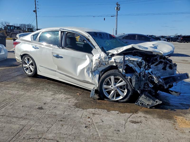 Photo 4 from auction – 2015 NISSAN ALTIMA 2.5 with VIN 1N4AL3AP2FC139164