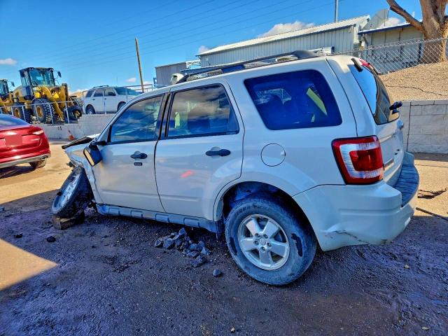 Photo 2 from auction – 2011 FORD ESCAPE XLT with VIN 1FMCU9DG8BKB46310