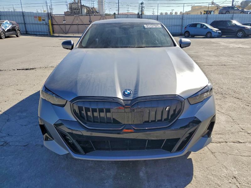 صورة رقم 5 من المزاد - 2025 BMW I5 EDRIVE 40 مع VIN WBY33FK00SCT52029