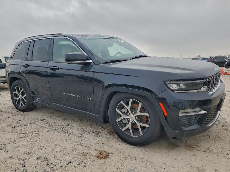 Photo 4 from auction – 2024 JEEP GRAND CHER with VIN 1C4RJGBG3RC158318
