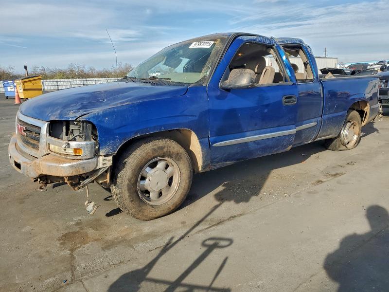 GMC NEW SIERRA 2003 with VIN 2GTEC19V331345615 - Photo from auction